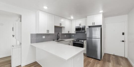 The Noble Apartment Homes Kitchen